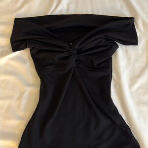 Aritzia Contour Black Top